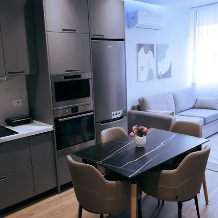 Argoldoro Bllok Tirana