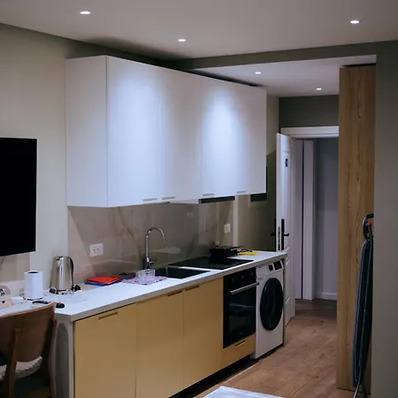 Argoldoro Bllok Apartment