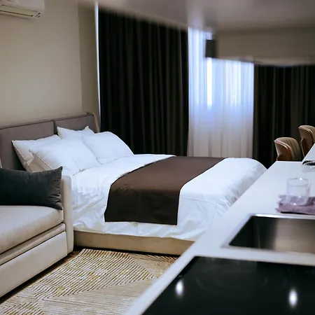 Argoldoro Bllok Tiran