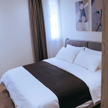 Argoldoro Bllok * Tiran