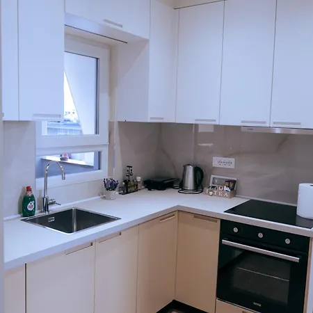 Argoldoro Bllok Apartment