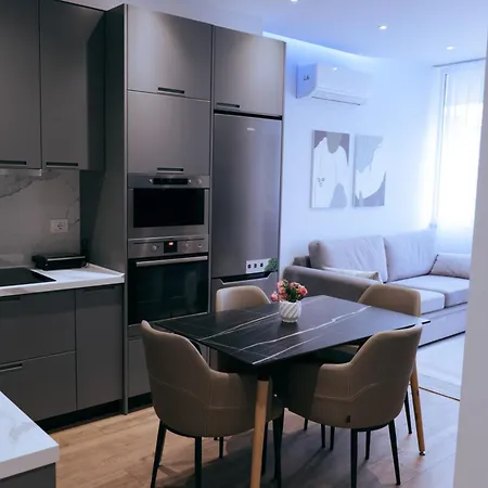 Argoldoro Bllok Apartment *