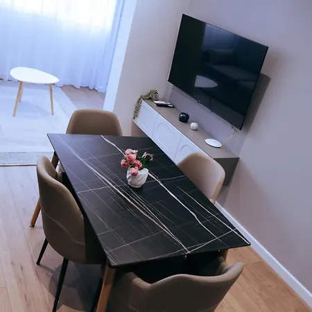 Argoldoro Bllok Apartment Tirana